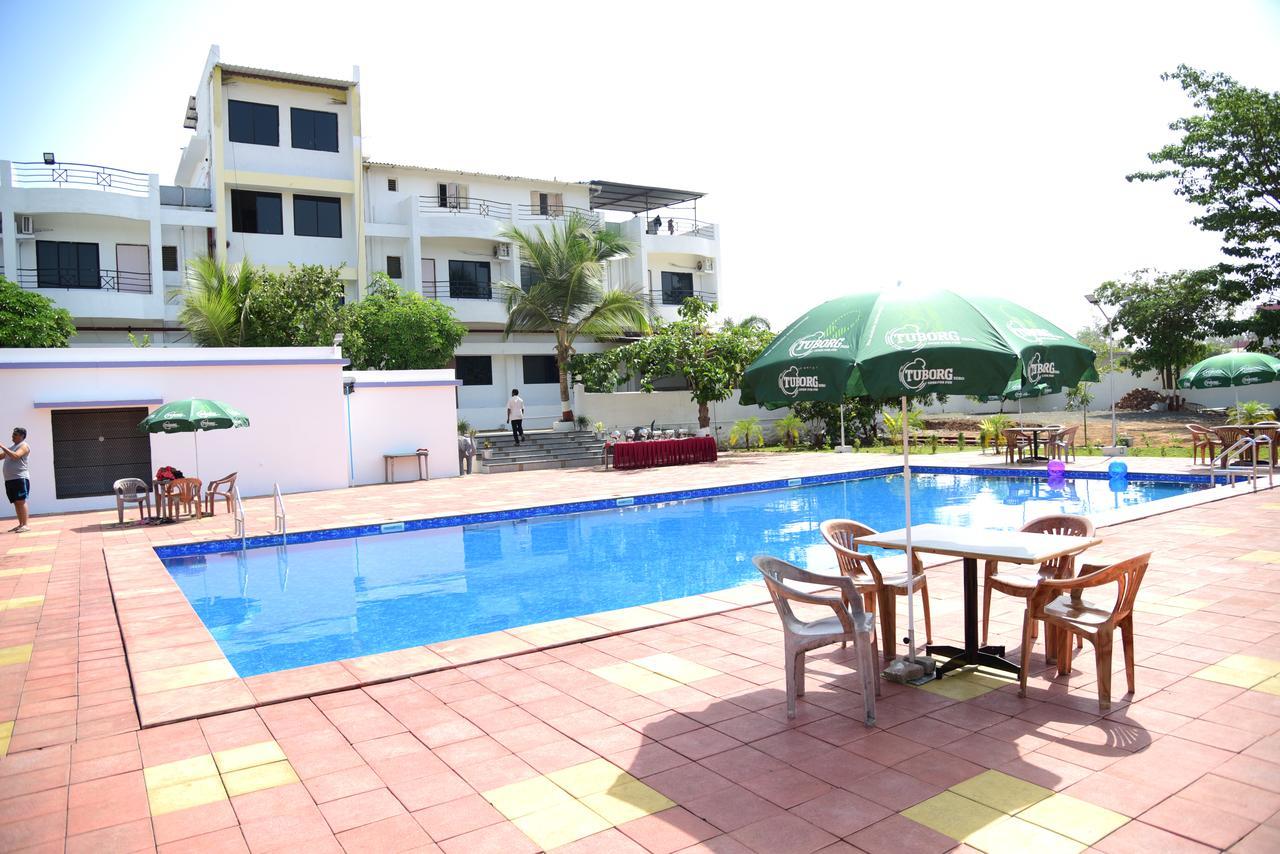 River Touch Resort Силвасса Экстерьер фото